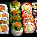 Суші, роли, японська кухня