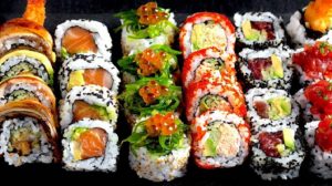 Суші, роли, японська кухня